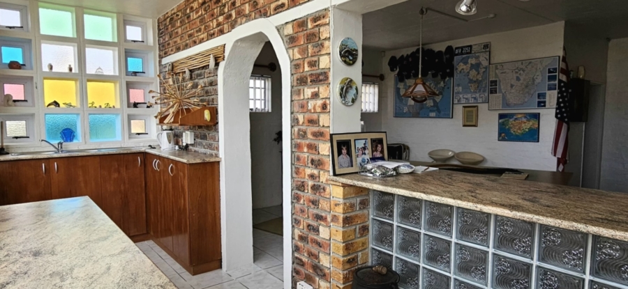 5 Bedroom Property for Sale in Franskraal Western Cape